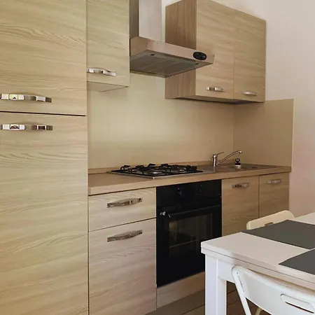 Beach Apartment *